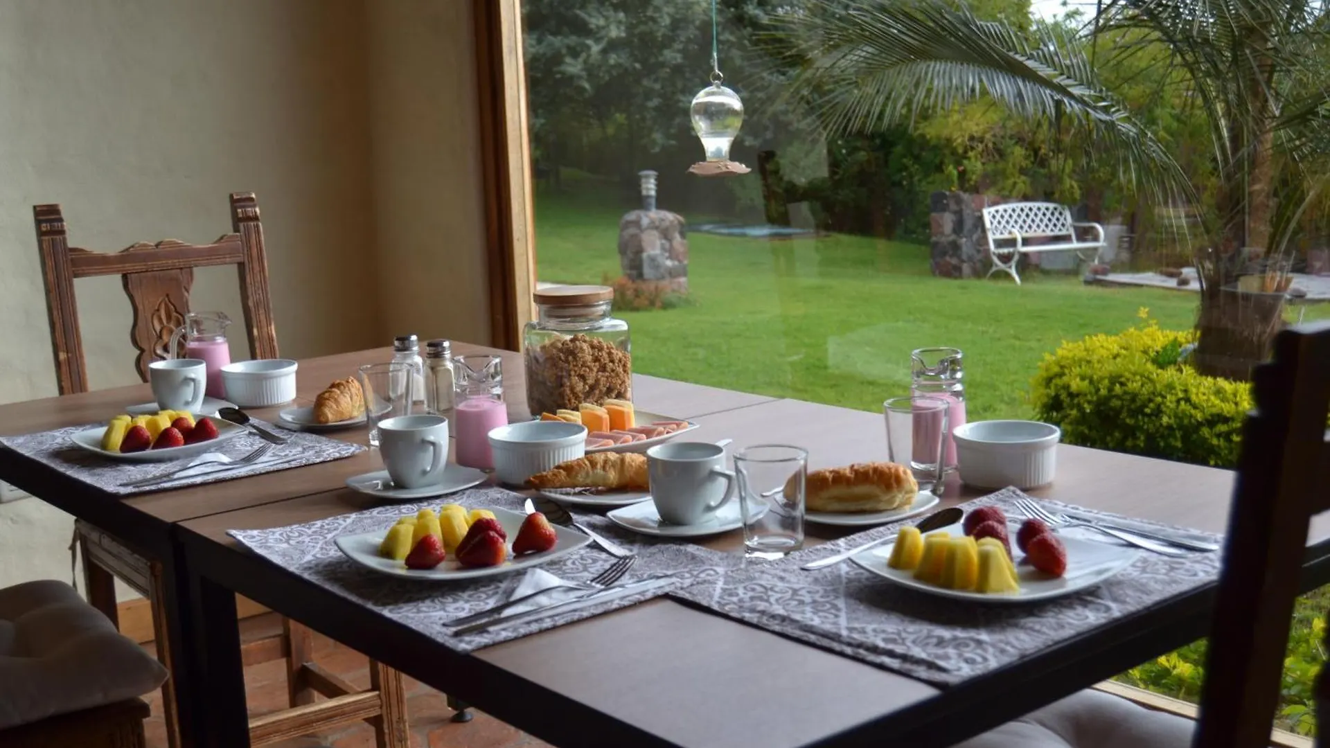 Ilatoa Lodge Quito Hotel